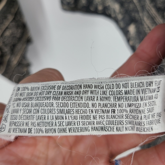 Forever 21 + Elephant Cardigan Wrap 2X Kimono - Picture 6 of 6